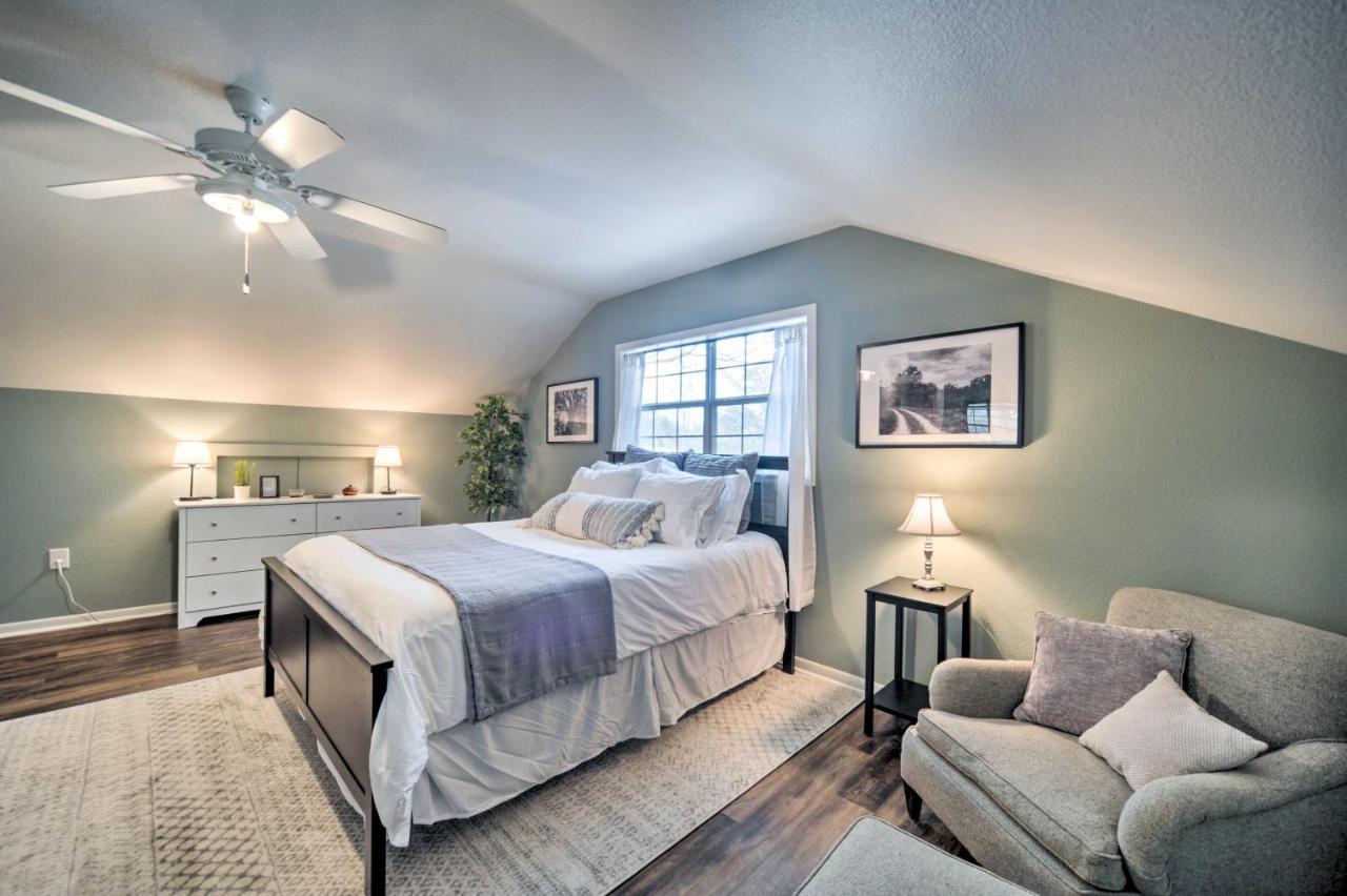 Spacious Abode, Walk To Texas Heroes Square! Gonzales Eksteriør bilde