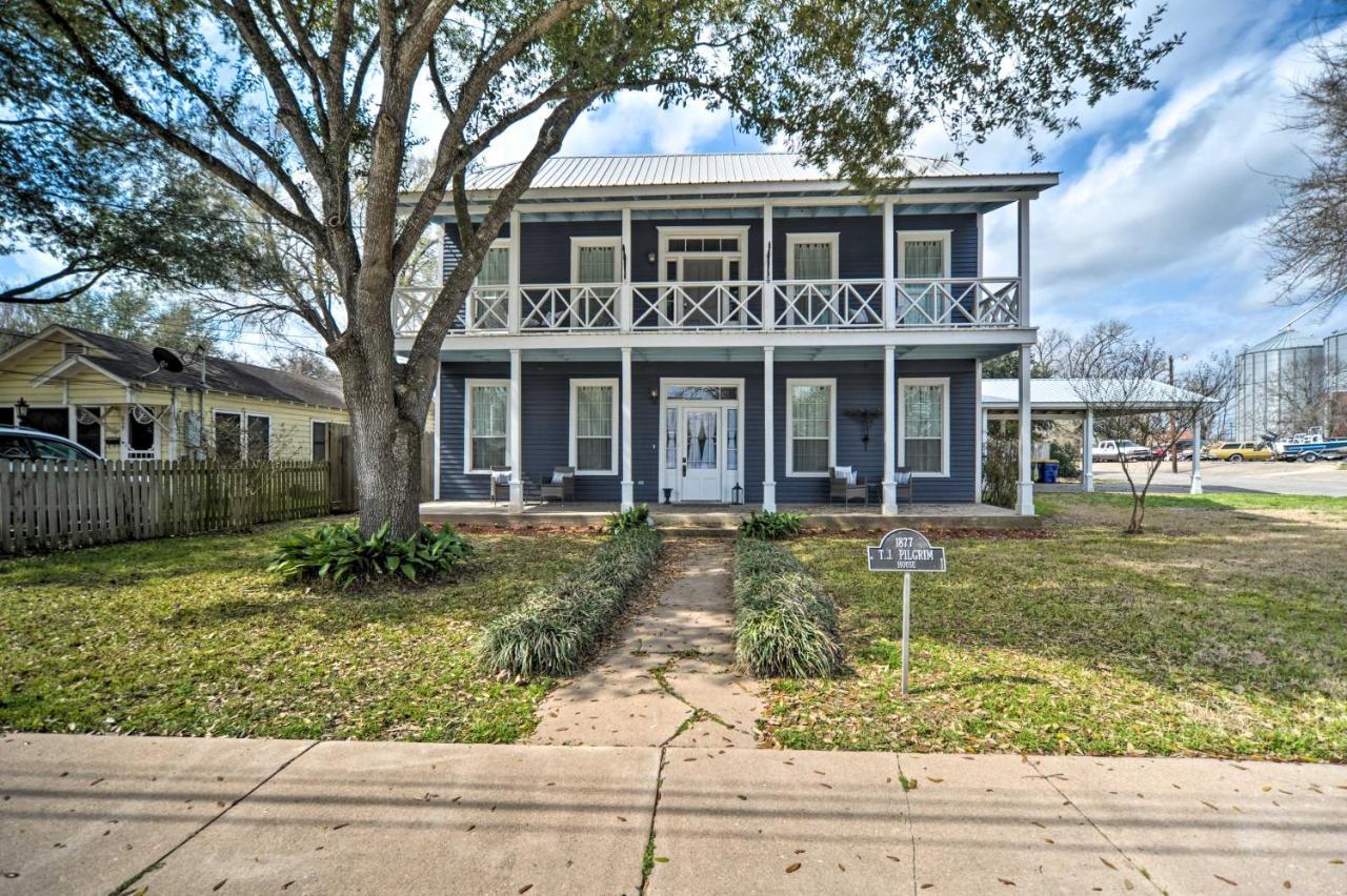 Spacious Abode, Walk To Texas Heroes Square! Gonzales Eksteriør bilde